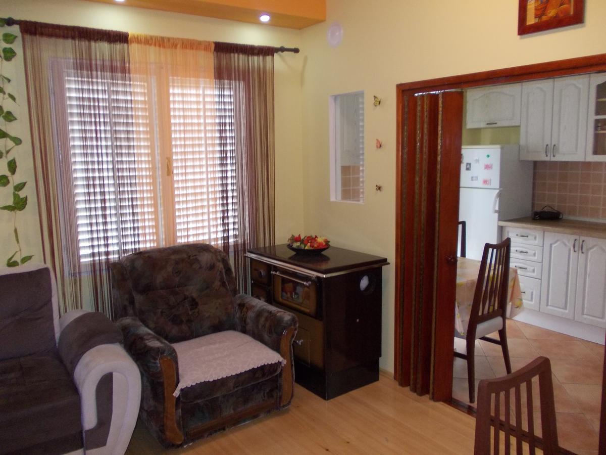 Apartment Jelaca Херцег-Нови Экстерьер фото